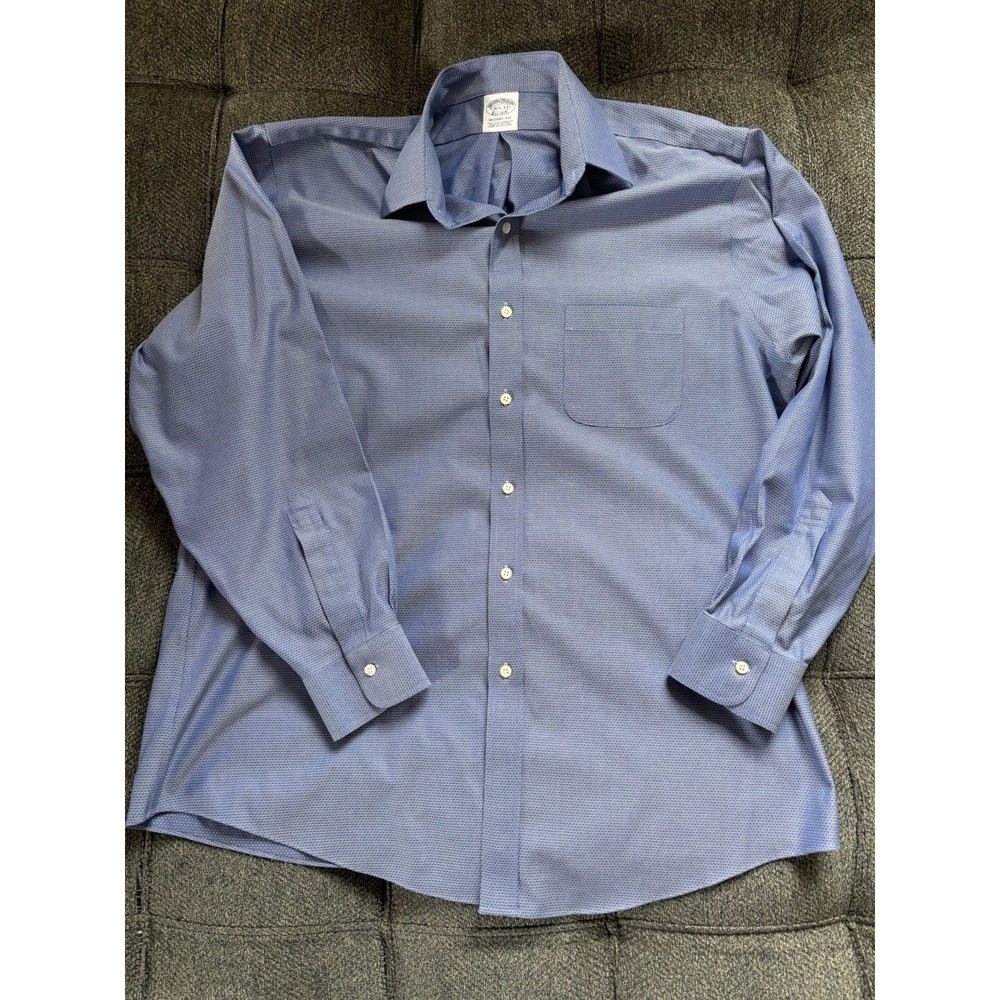 Brooks Brothers Men's Regent Fit on-Iron Button Shirt Blue 16.5 33